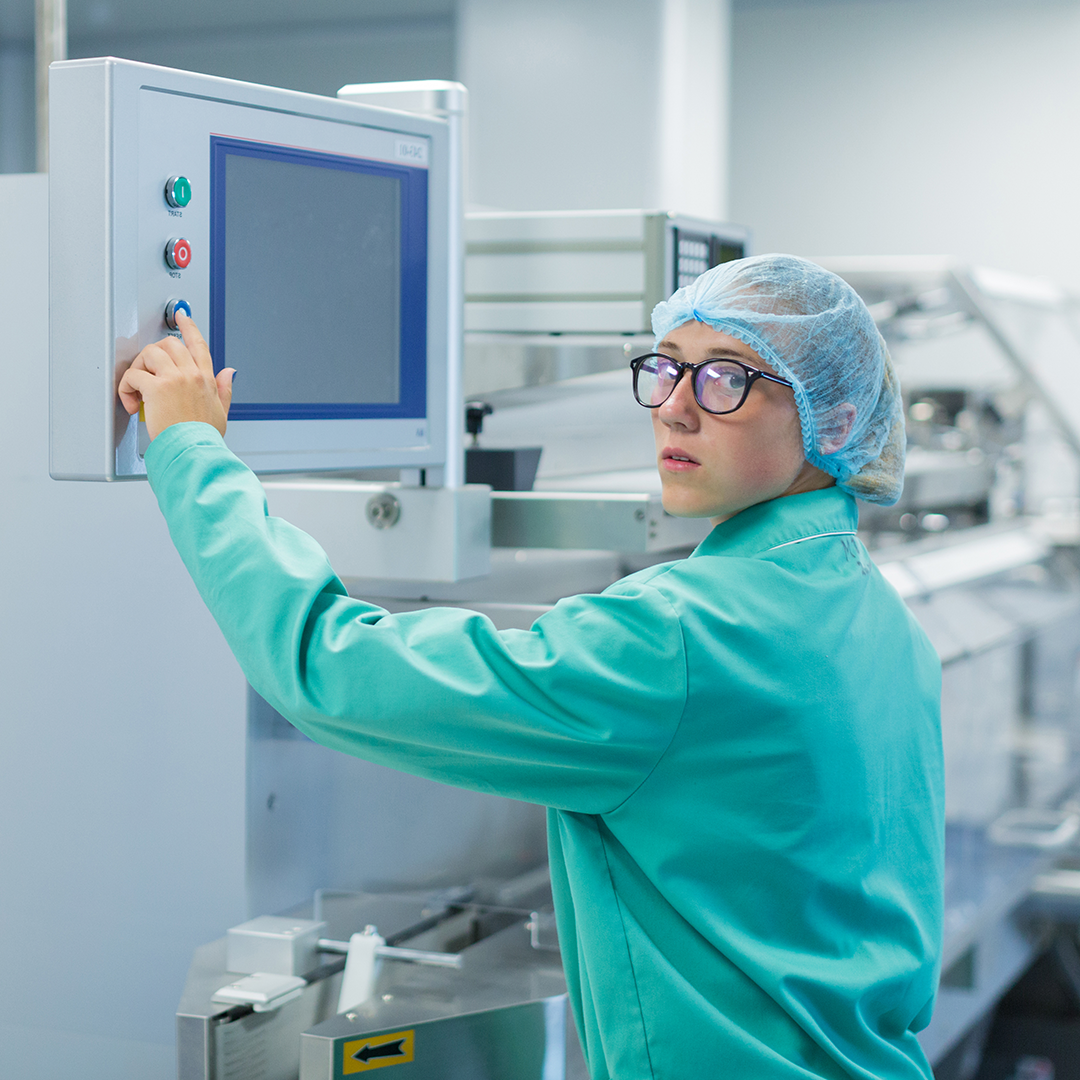 Equipment featuring the latest servo technology for enhanced precision and performance.